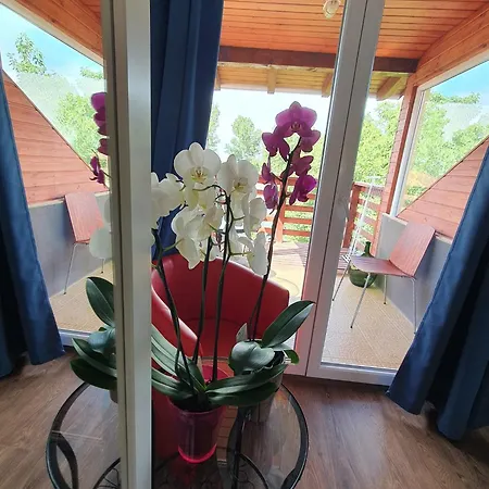 בית נופש Sunshine ולנצה